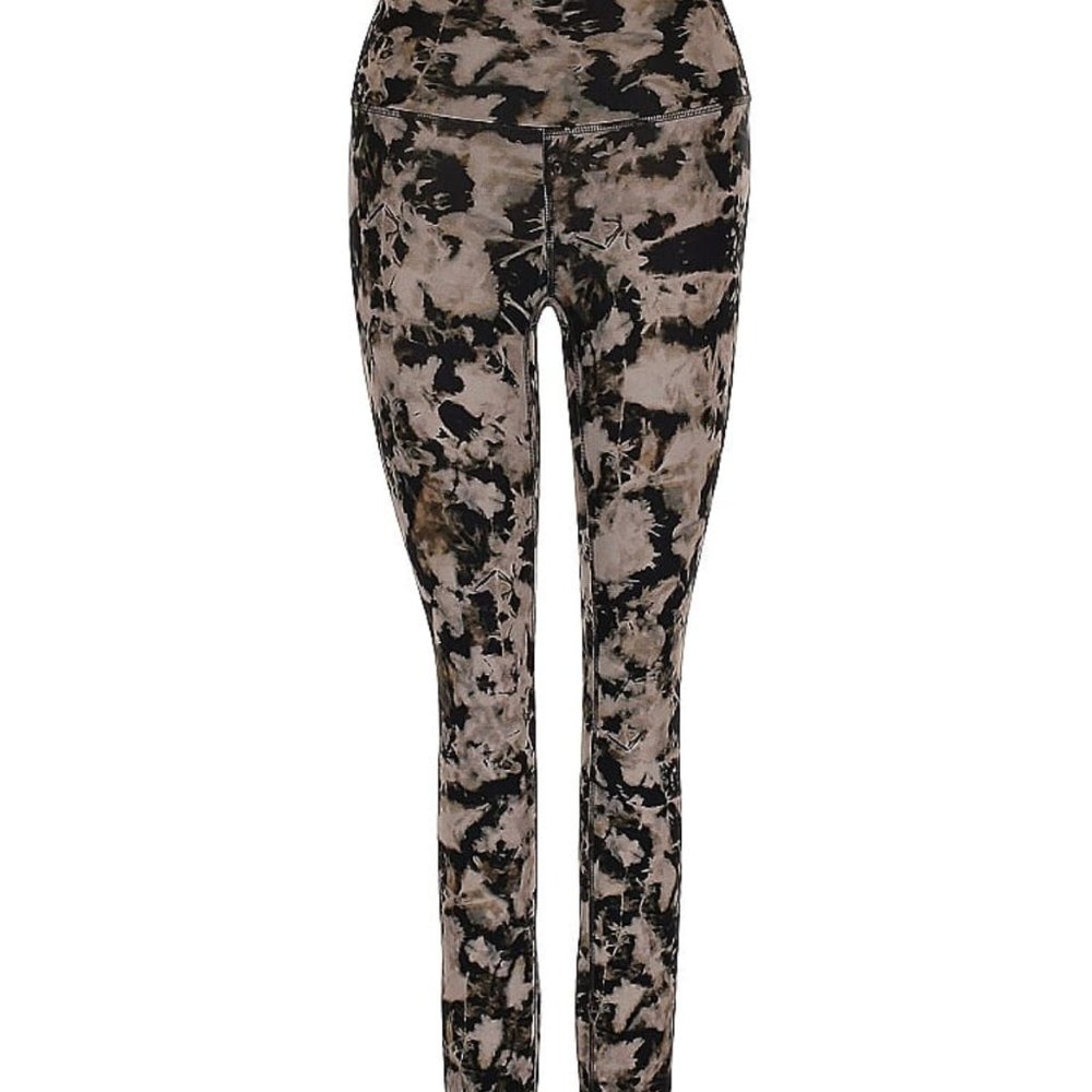 Lululemon black Camo leggings